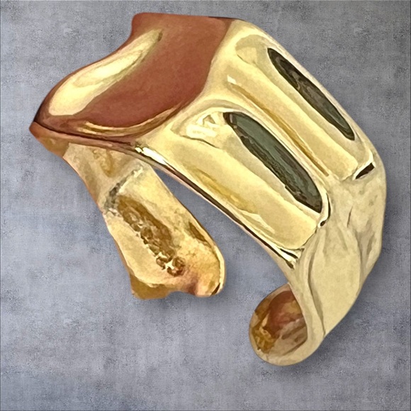 Gold over silver thumb ring, adjustable size stamped .925 - Picture 5 of 6